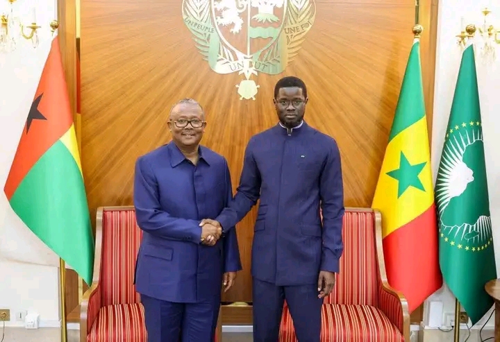 Manifestação em Dakar exige saída de Sissoco Embaló