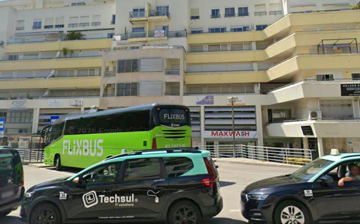 Albufeira – Portugal: Consulado sem meios trava passaportes  dos guineenses